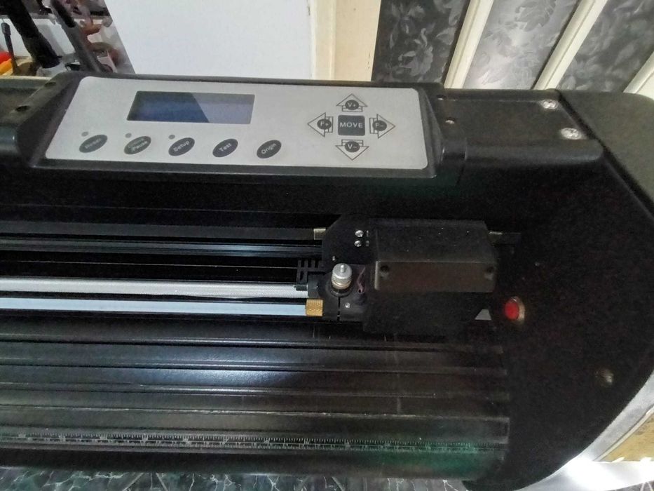 Cutter Ploter SPOTLINE
