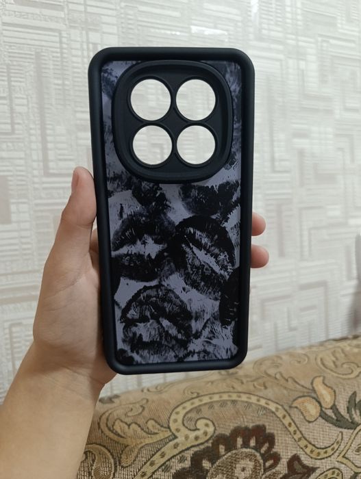 Продам  новый чехол