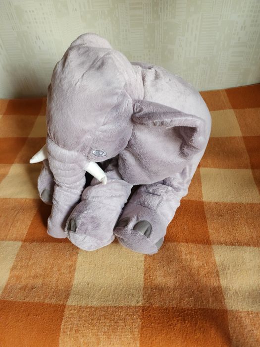 Игрушки мягкие разные