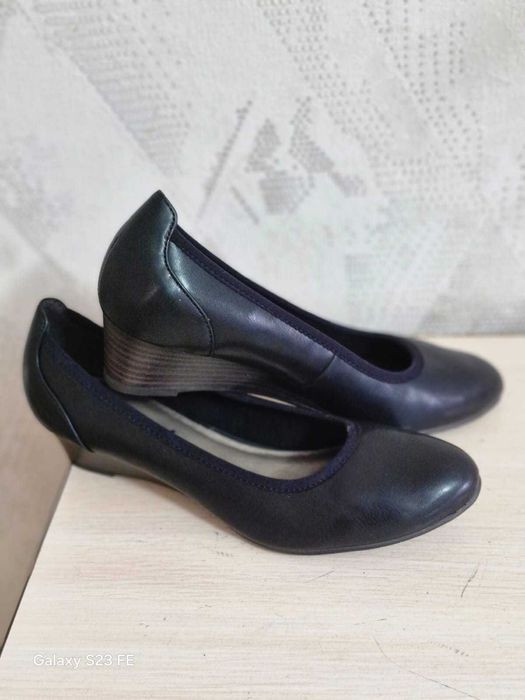 Летние кожаные туфли