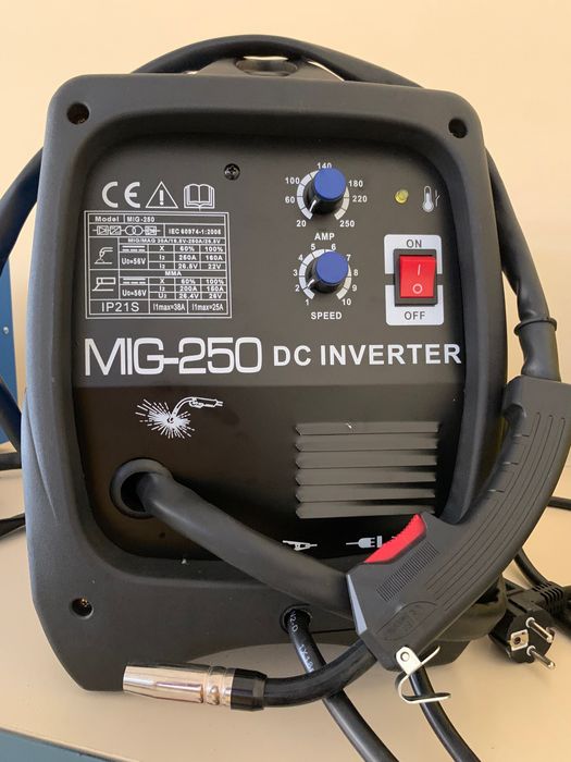 Телоподаващ MIG/CO2 - 250А INVERTER-инверторен апарат