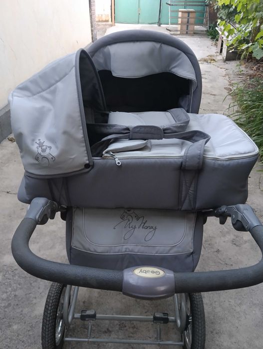 Продаются детские коляски.