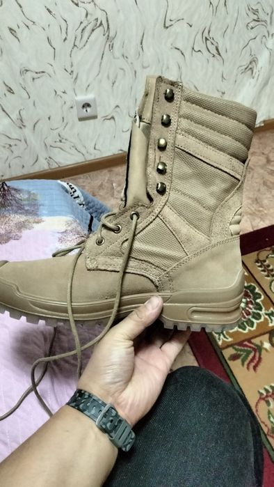 Берцы высокие новые