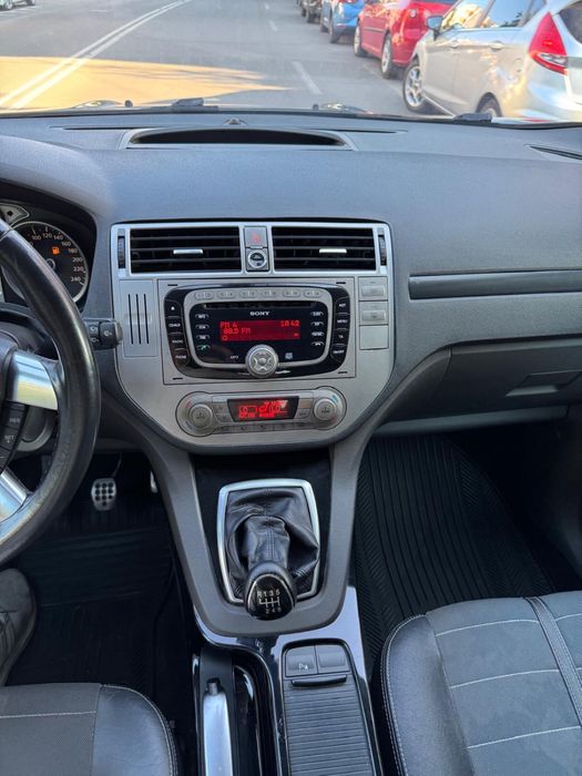Ford kuga 2012 2.0 tdci unic proprietar