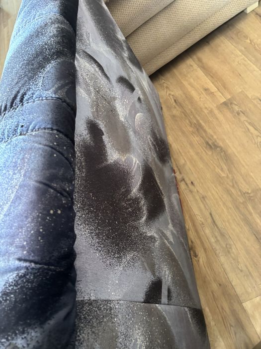 Продам диван стильный