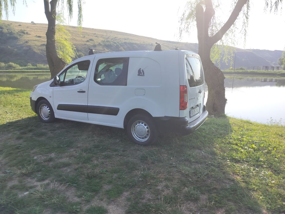 Vind Autoutilitara N1cu , 5locuri Peugeot partener