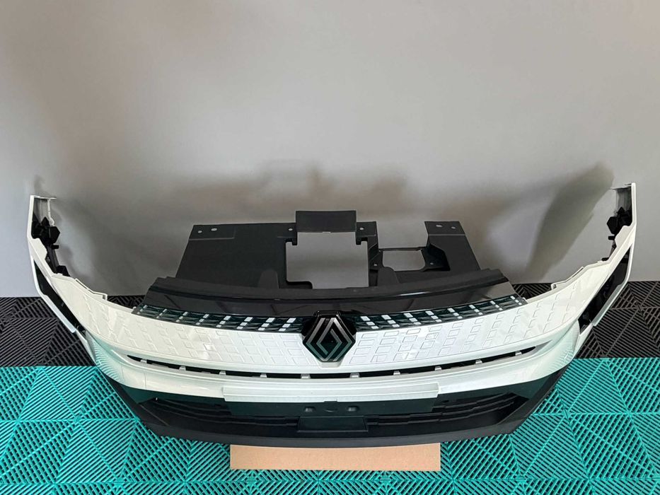 Bara fata completa Renault Captur 2024+ noua originala Renault