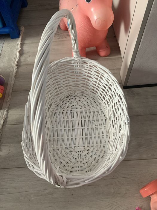 Продам корзинку подарочную