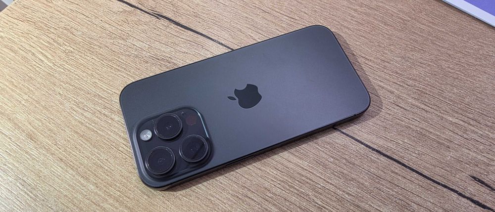 iPhone 15 Pro 128GB – Black Titanium – Garanție 24 luni – Buy-Back