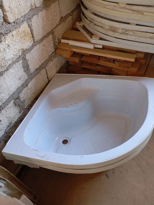 Поддоны для душевой кабины