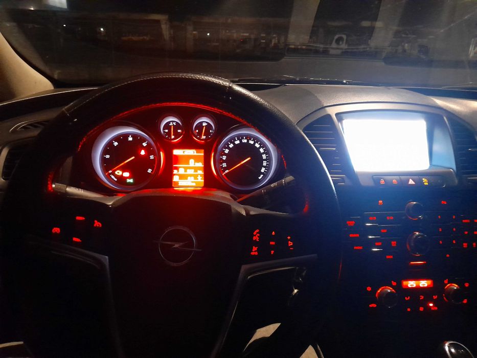 Opel insignia 2.0 cdti
