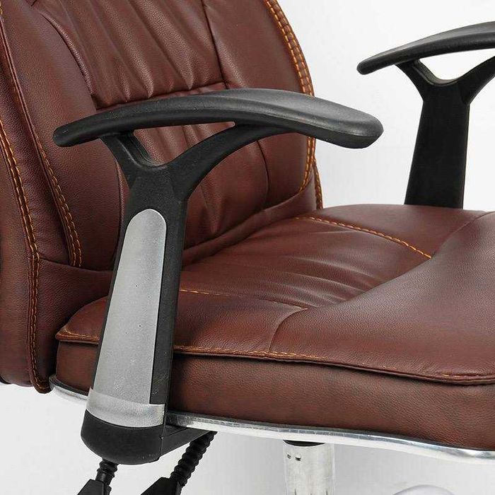 Офисное кресло, мягкая эко кожа, классика