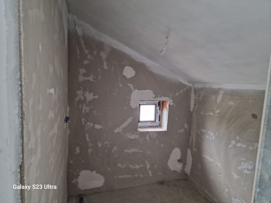 Apartamente 3 camere de vanzare ( sau casa 4 ap)