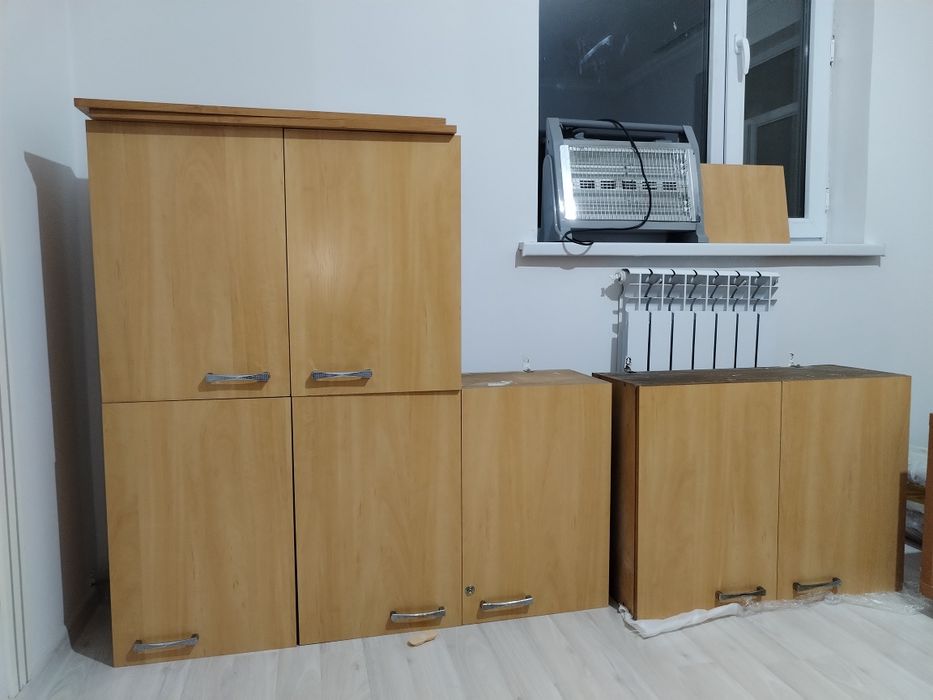 Кухонные шкафы 3шт