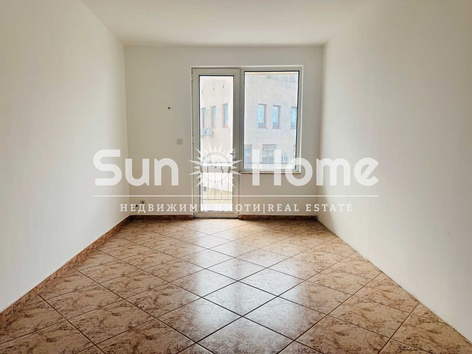 Етаж от къща разположен в самия център на град Свиленград.