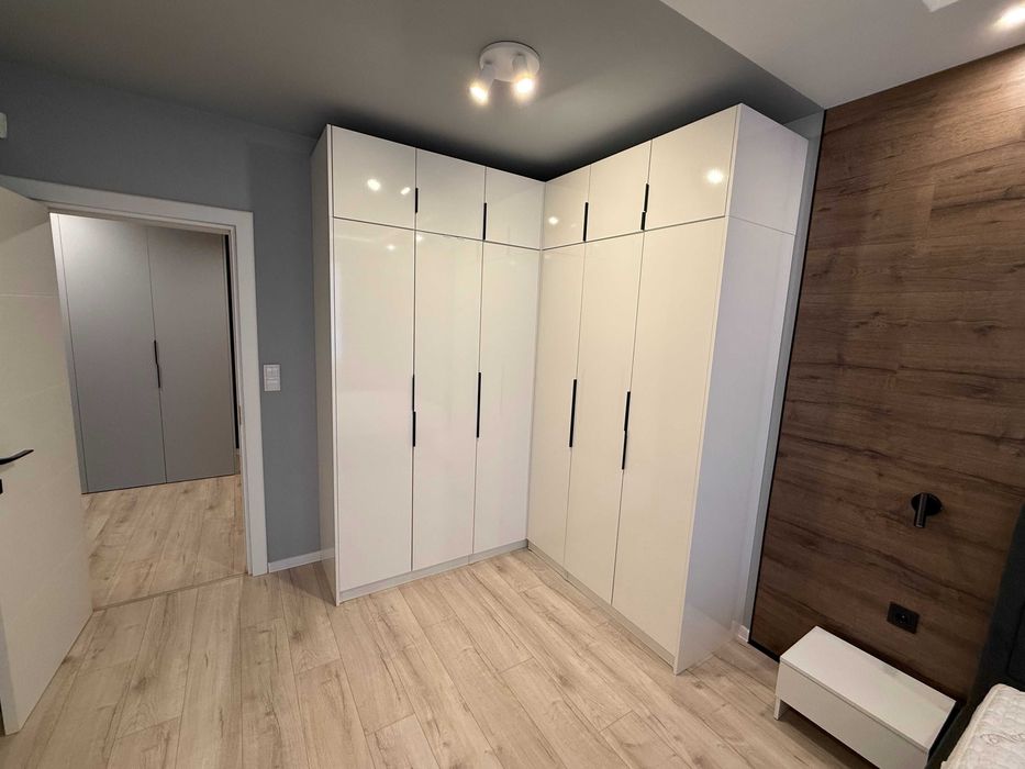 Дава се под наем Тристаен апартамент в Пловдив, Южен - 100 кв.м за 650 € - Снимка #16