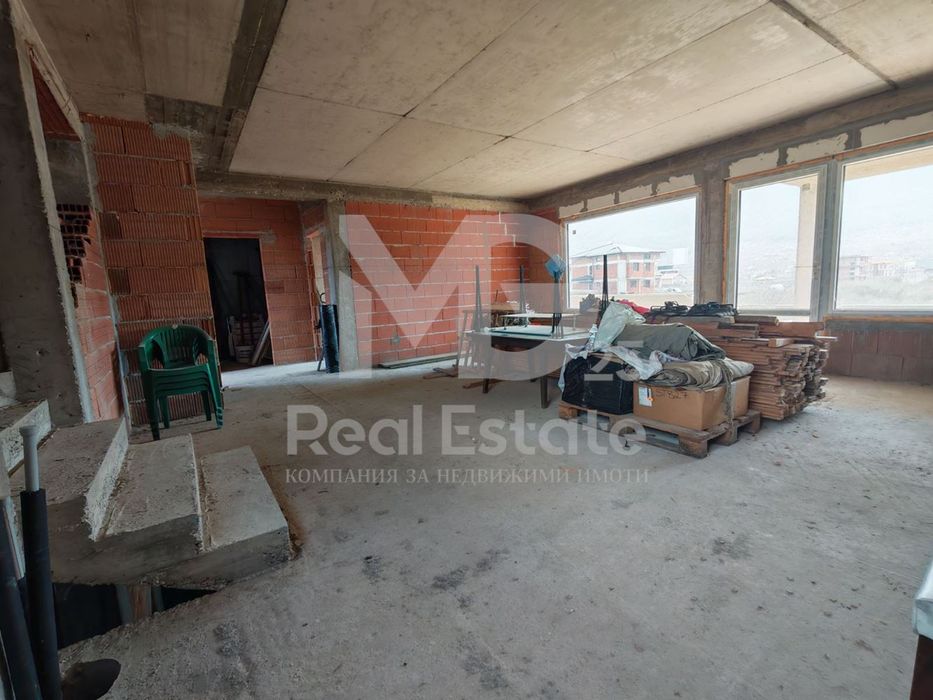 Продава се Къща в Асеновград - 316 кв.м за 417 €/кв.м - Снимка #3