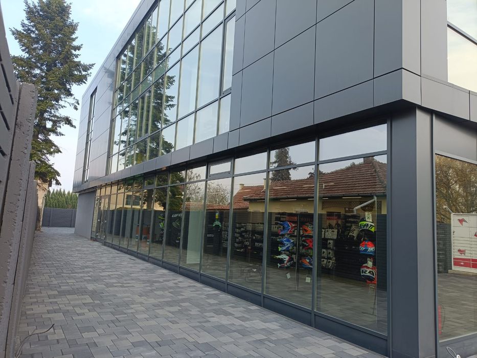 Showroom Birouri Locuință Garaj Calea Buziașului