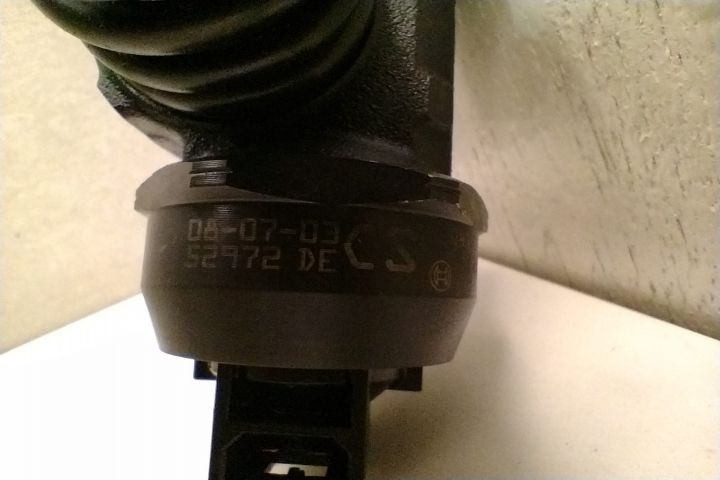 Injector 1.9 tdi 038130073BN CS / 038130073b Volkswagen VW Passat B6