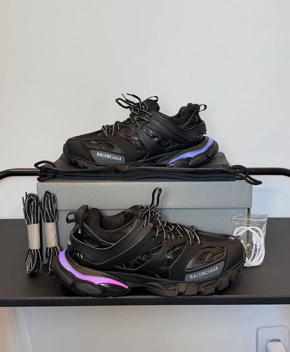 Balenciaga Track Black