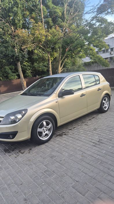 Opel Astra H 1.4 benzina
