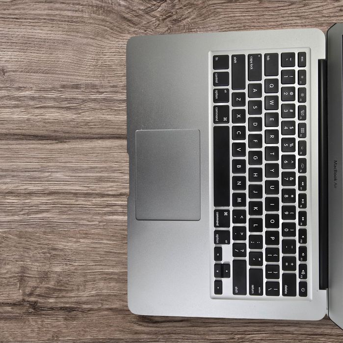 MacBook Air ( 13-inch, Early 2015 )