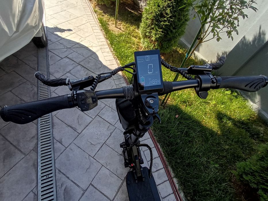 Trotinetă electrică Joyor S10-S Z Custom 2000W – 1500 km, viteză 82 km/h + CASCĂ & OCHELARI SILVIS ( Fac schimb și cu bike full suspension)