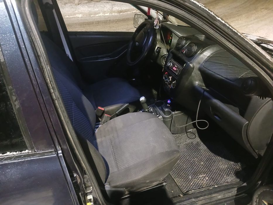 Продам Гранту 2012 года