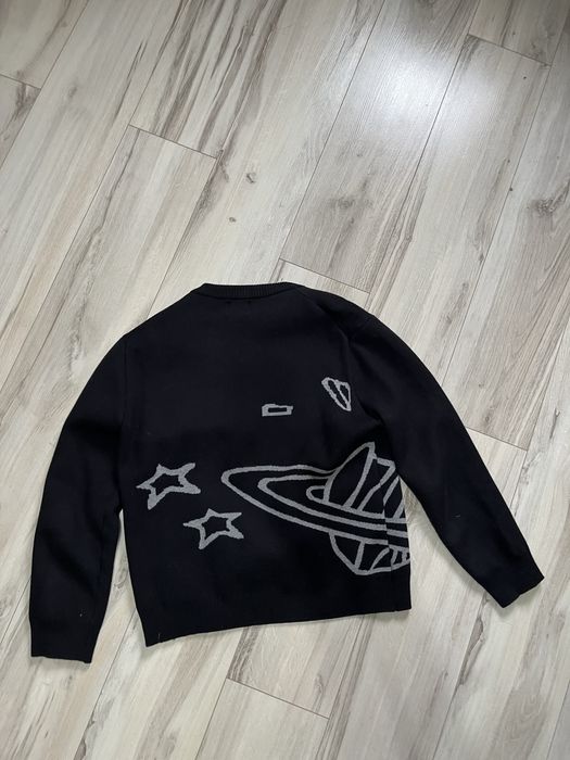 Свитшот Broken planet