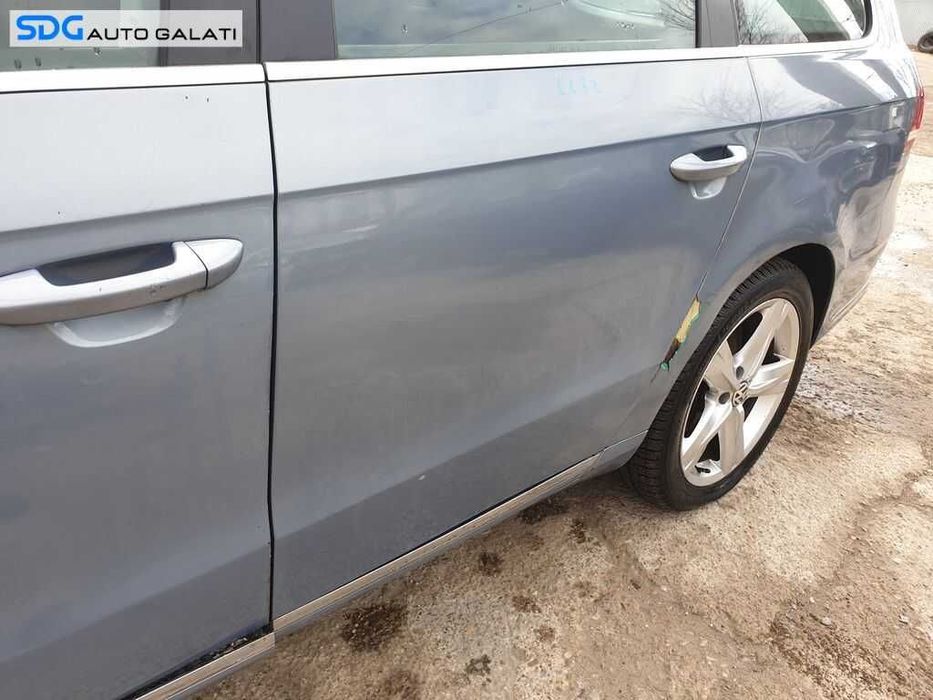 Usa Usi Portiera Portiere Stanga Spate Dezechipata cu Rugina VW Passat B7 Break Combi 2010 - 2015 Culoare LC7Z