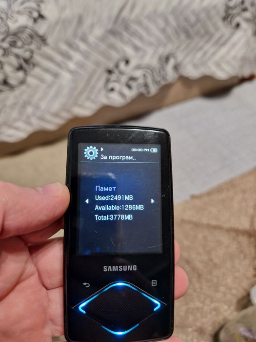 Музикален плеър Samsung YP-Q1 -4 GB