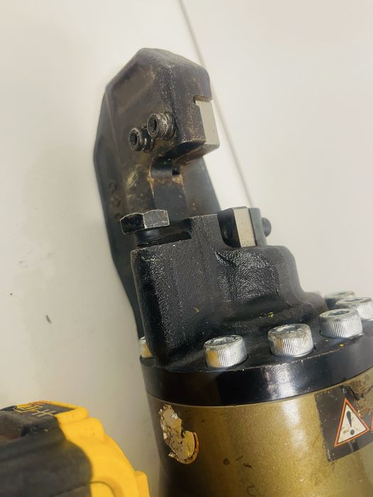 Tjep HC Hydra Cutter 20 cm masina taiat fier beton