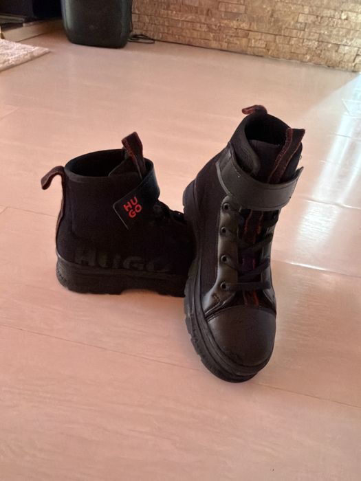 Ghete baieti iarna hugo originale