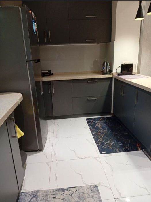 3/3/4 Дархан 77 серия  75 кв.м Кирпич .Мебель, техника