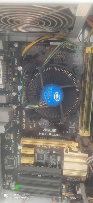 Настолен компютър Intel Pentium G3220 3.00 GHz 8 GB RAM, SSD 256 GB