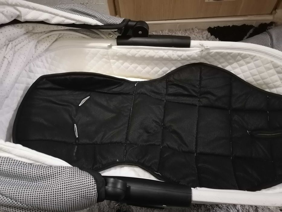 Бебешка количка Alisa 2в1; цвят: черно/бял