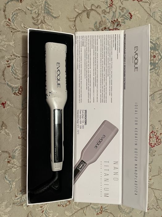 Профессиональный утюжок выпрямитель EVOQUE