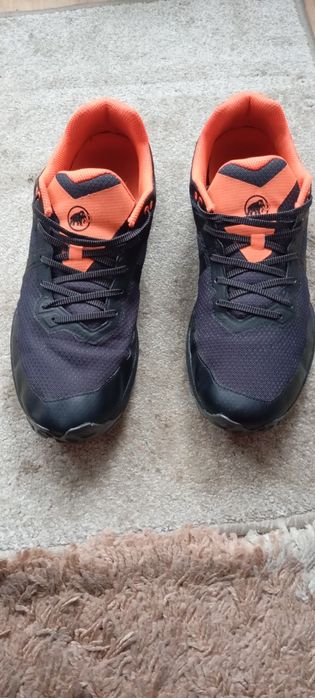 Pantofi Mammut la jumate preț