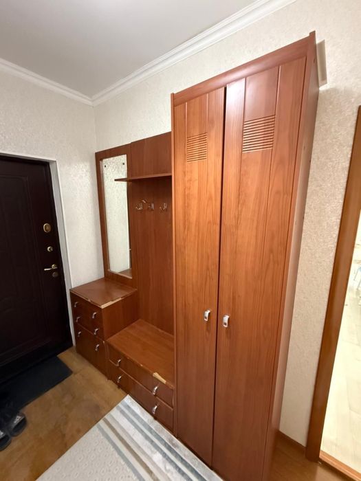 Прихожка продается