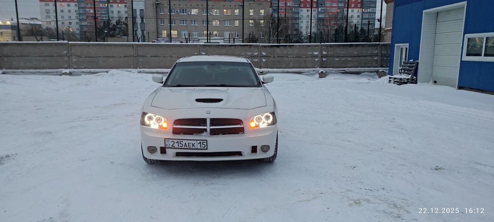 Продам автомобиль Чаржер