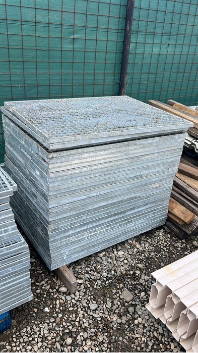 Gratare zincate110/80//trepte import Germania