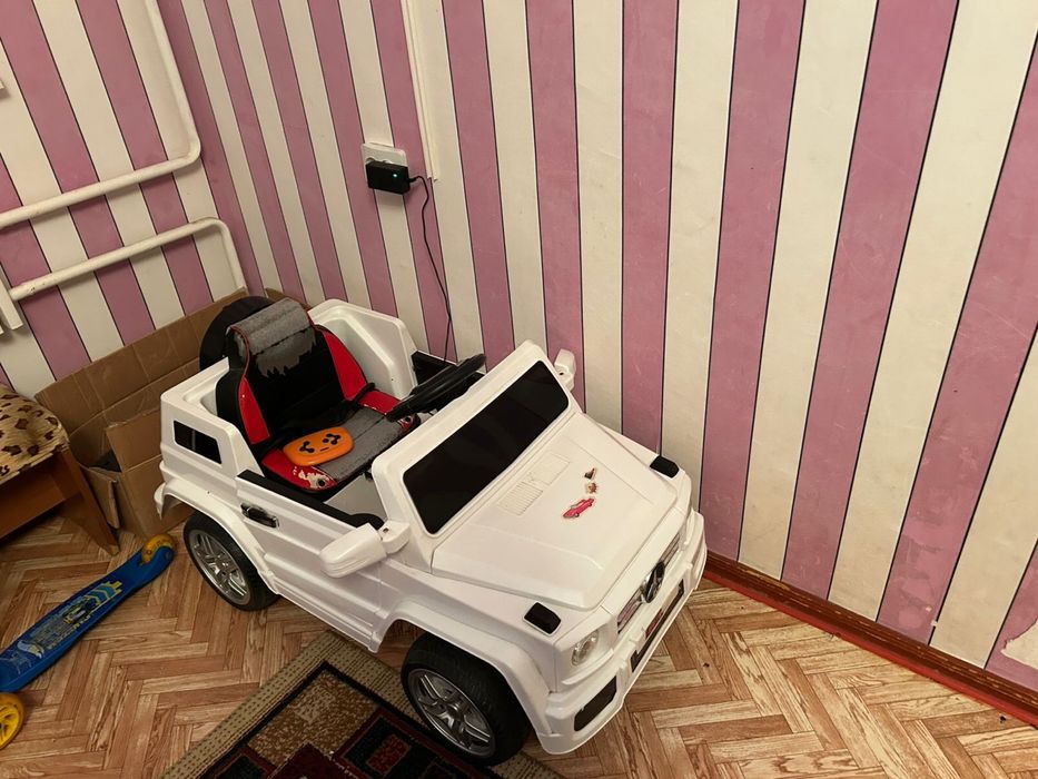 Машина с пульт управлением,гелевые шины