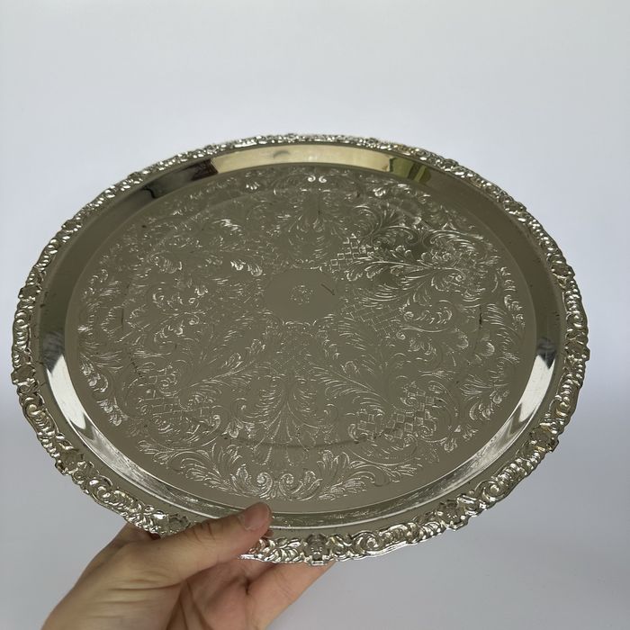 Посребрен поднос