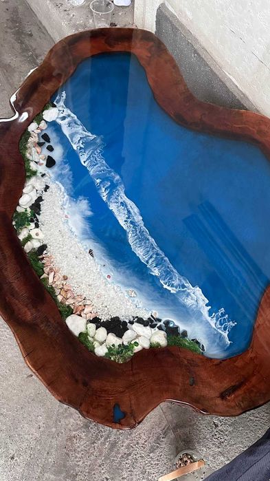 Chinor yog‘ochidan epoksi stol “Ocean” — 110×90