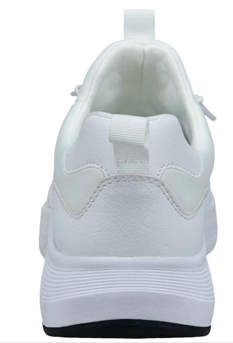 100% оригинални сникърси Bugatti