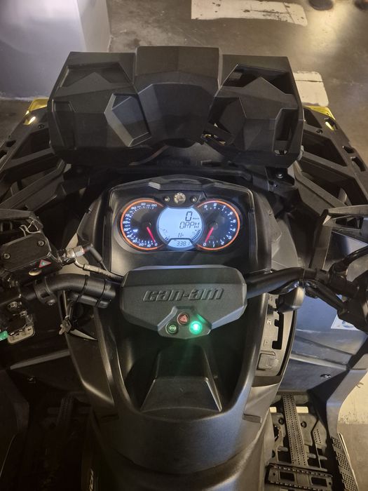Can Am XTP 1000  2019 350 DE ORE. VAND SAU SCHIMB