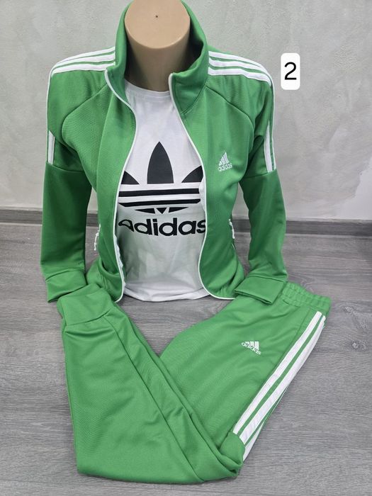 Trening damă cu 2 sau 3 piese