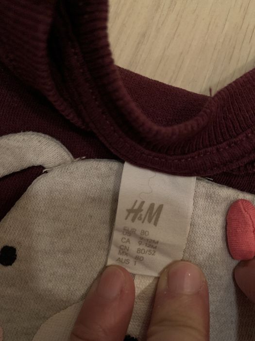 Vand lot haine 1-2 ani ptr.fete.