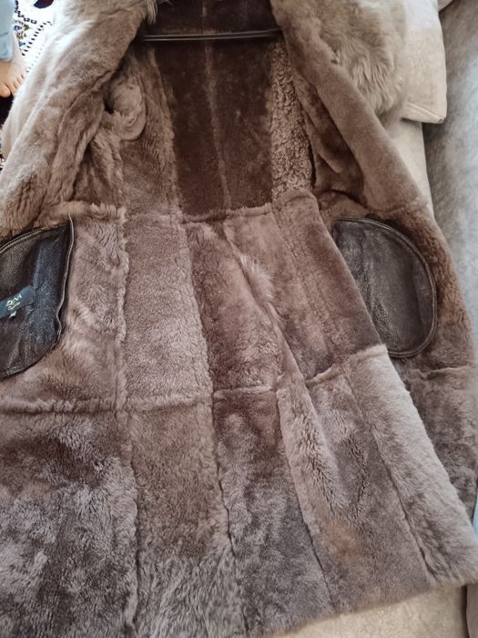 Продам дублёнку женскую