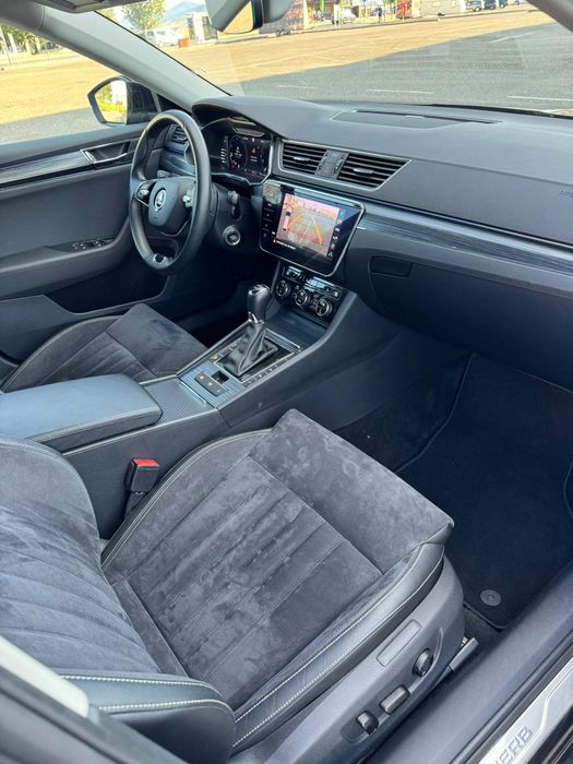 Skoda Superb  2022/Matrix/Virtual/Alcantara/Ambientale/Camera